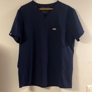 Figs Scrub Top navy size small
